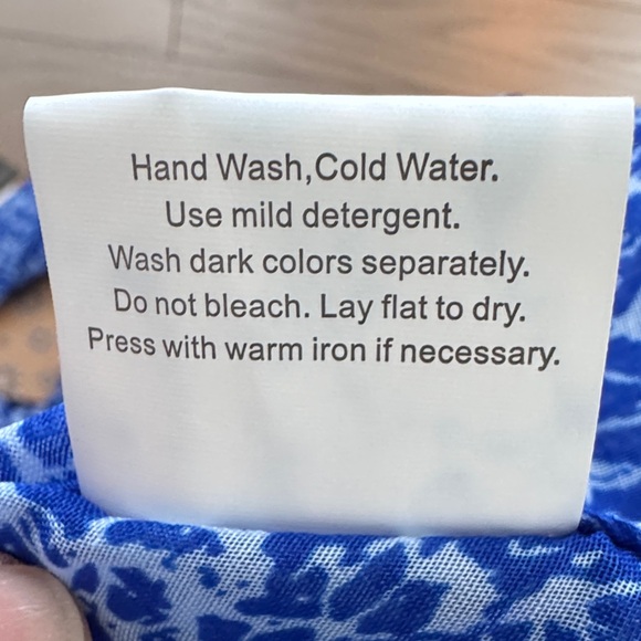 Blossom Boutique Blue Patterned Infinity Scarf - Picture 7 of 8